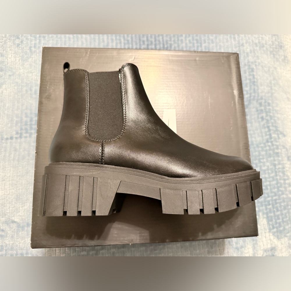 SM New York Black Chunky Phyllis Boots New 6.5 women